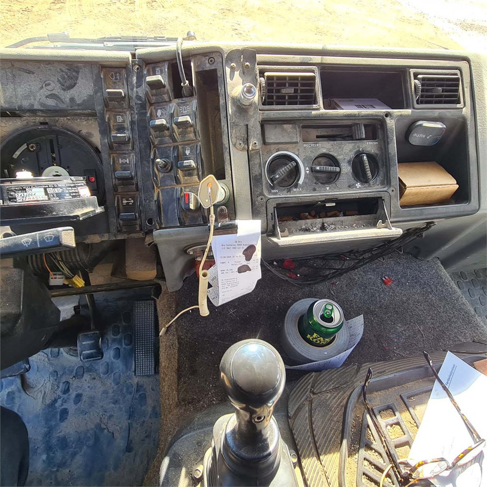 شاحنة - نظام الكابلات Volvo FL612: صورة 11 شاحنة - نظام الكابلات Volvo FL612: صورة 11