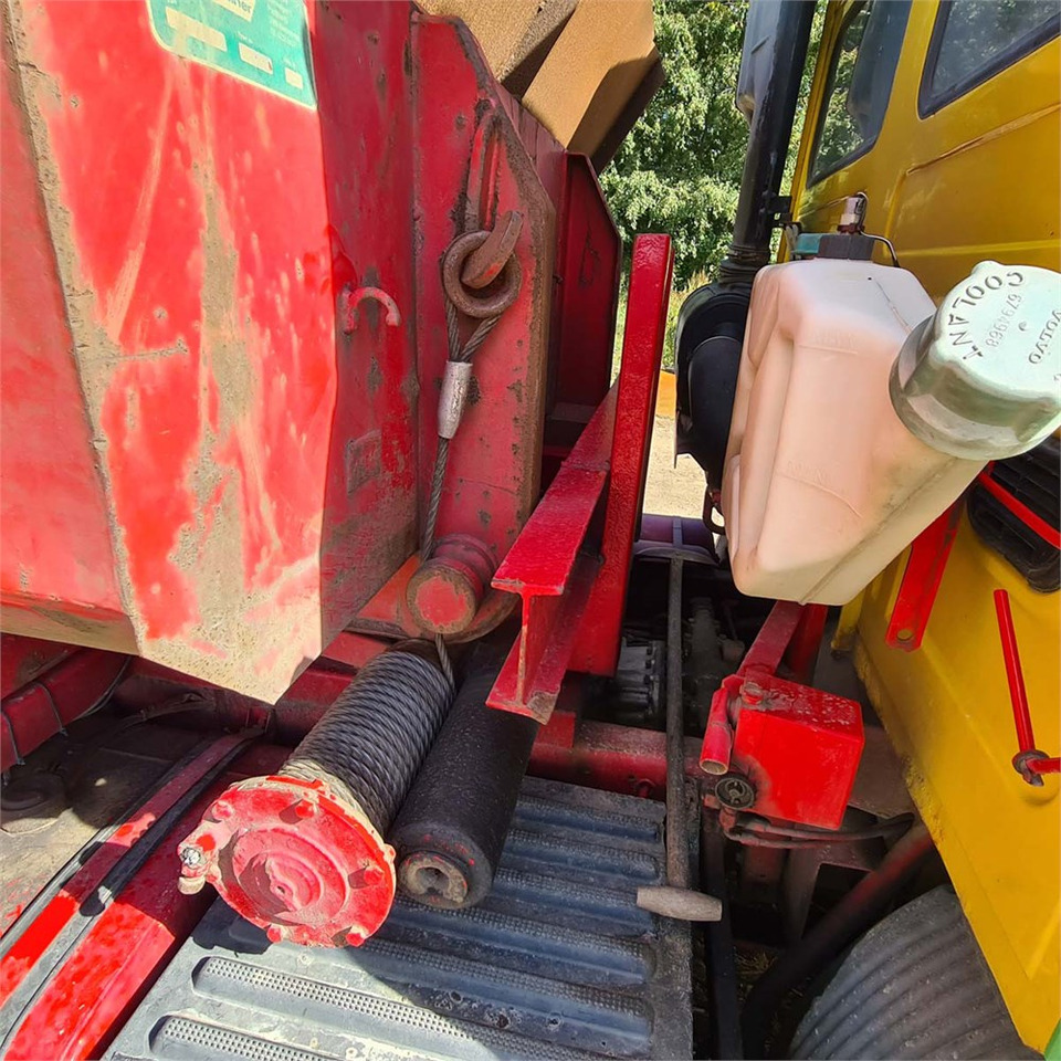 شاحنة - نظام الكابلات Volvo FL612: صورة 30 شاحنة - نظام الكابلات Volvo FL612: صورة 30