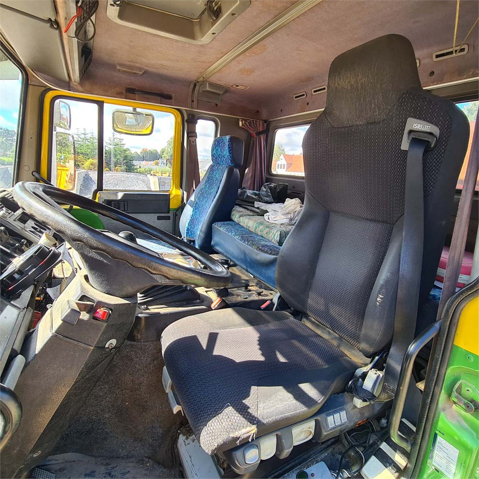 شاحنة - نظام الكابلات Volvo FL612: صورة 8 شاحنة - نظام الكابلات Volvo FL612: صورة 8