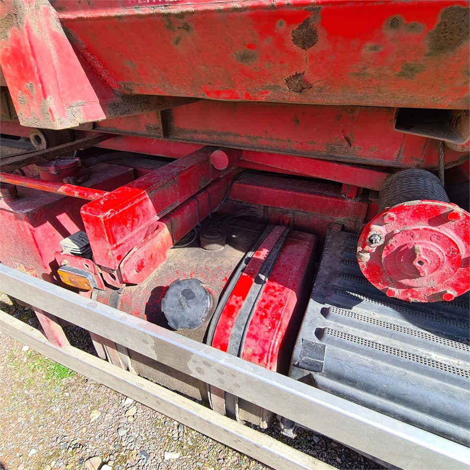 شاحنة - نظام الكابلات Volvo FL612: صورة 31 شاحنة - نظام الكابلات Volvo FL612: صورة 31