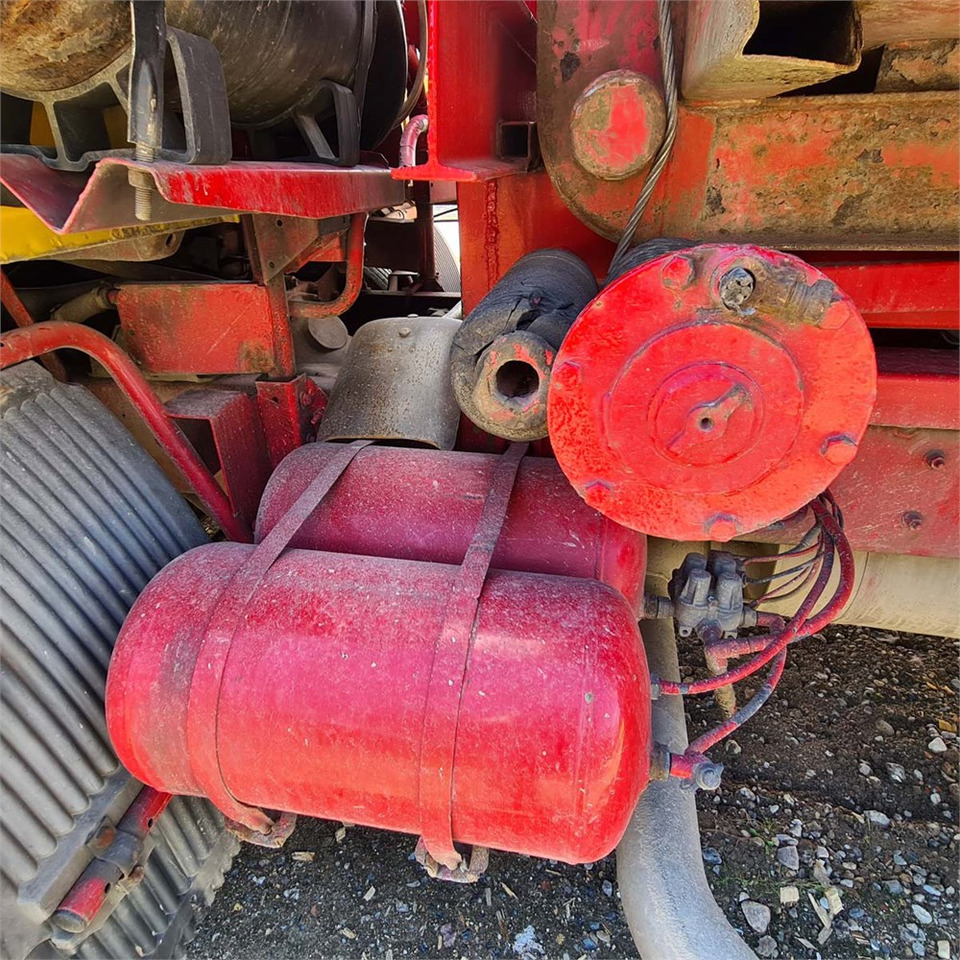 شاحنة - نظام الكابلات Volvo FL612: صورة 24 شاحنة - نظام الكابلات Volvo FL612: صورة 24