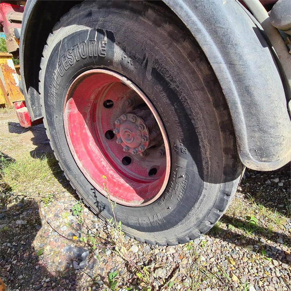 شاحنة - نظام الكابلات Volvo FL612: صورة 42 شاحنة - نظام الكابلات Volvo FL612: صورة 42