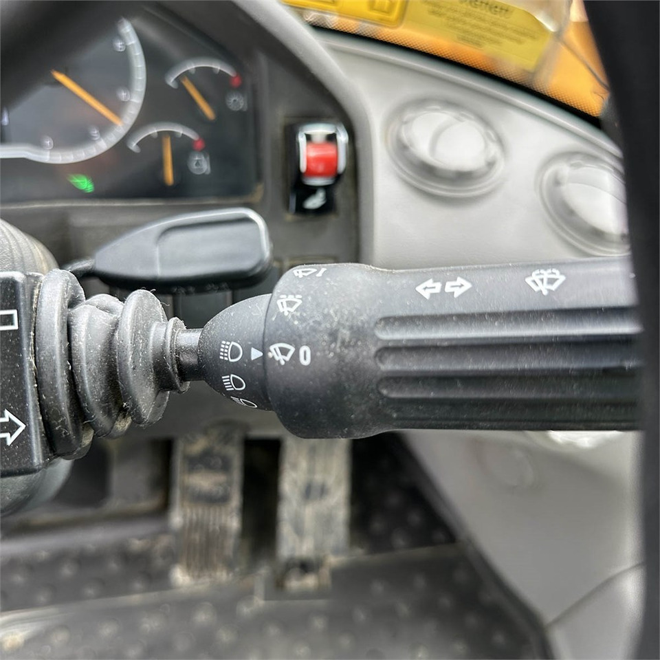 اللودر بعجل Volvo L120 H: صورة 24