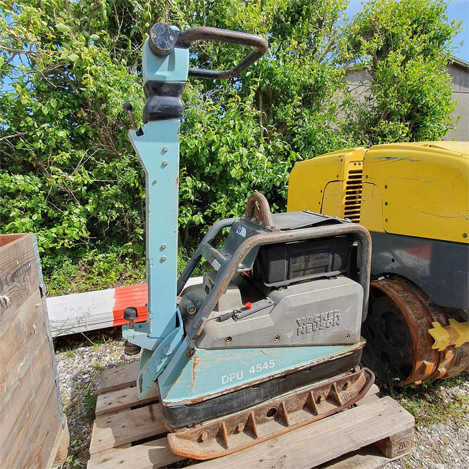 Wacker Neuson DPU4545 - لوحة اهتزازية: صورة 1 Wacker Neuson DPU4545 - لوحة اهتزازية: صورة 1