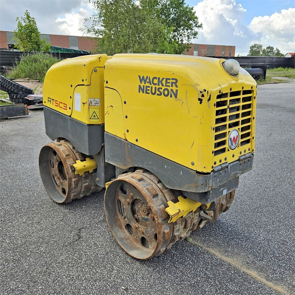 Wacker Neuson RT SC3 - مدحلة صغيرة: صورة 2 Wacker Neuson RT SC3 - مدحلة صغيرة: صورة 2
