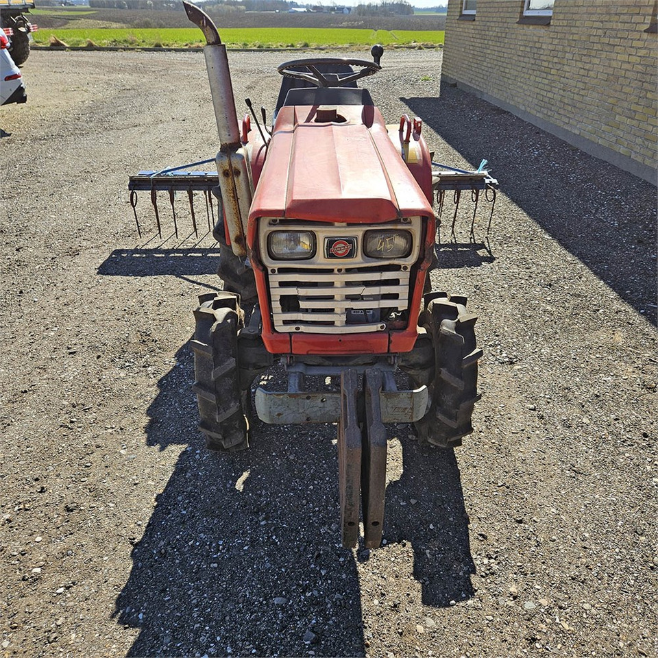 Yanmar 1510 D - جرار البلدية: صورة 2 Yanmar 1510 D - جرار البلدية: صورة 2