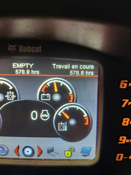 Bobcat T 450 - اللودر المجنزر: صورة 5 Bobcat T 450 - اللودر المجنزر: صورة 5