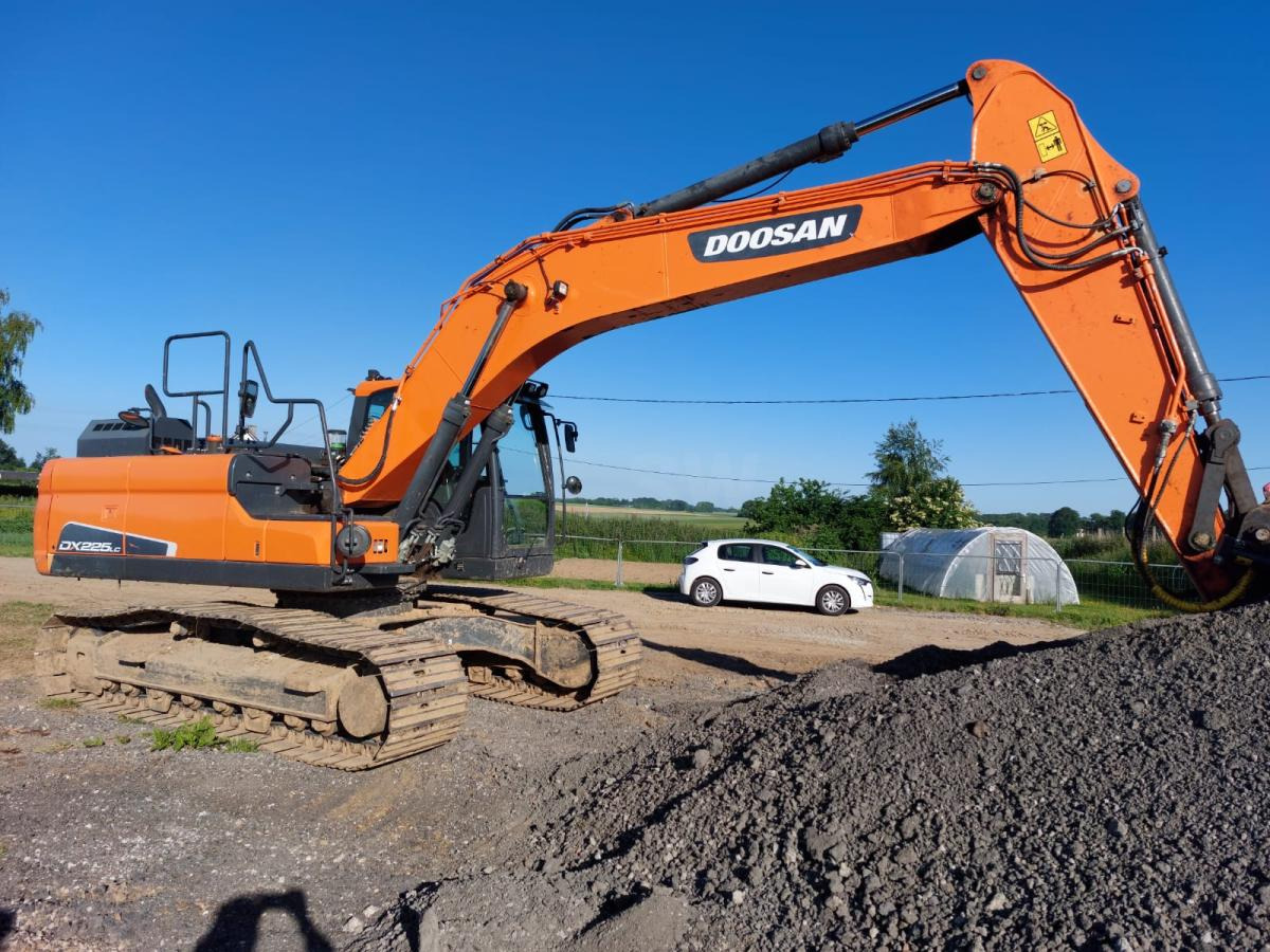 Doosan DX 225LC-5 - حفار زحاف: صورة 3 Doosan DX 225LC-5 - حفار زحاف: صورة 3