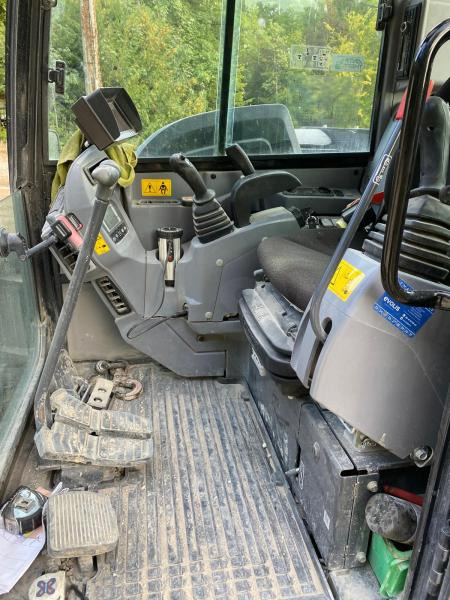 Kubota KX 080-4 - حفارة مُصَّغرة: صورة 2 Kubota KX 080-4 - حفارة مُصَّغرة: صورة 2