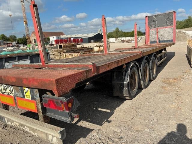 Lecitrailer SEMI PLATEAU 3 ESSIEUX - مقطورات مسطحة: صورة 3 Lecitrailer SEMI PLATEAU 3 ESSIEUX - مقطورات مسطحة: صورة 3