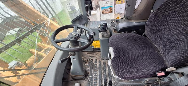 Liebherr L580 - اللودر بعجل: صورة 5 Liebherr L580 - اللودر بعجل: صورة 5