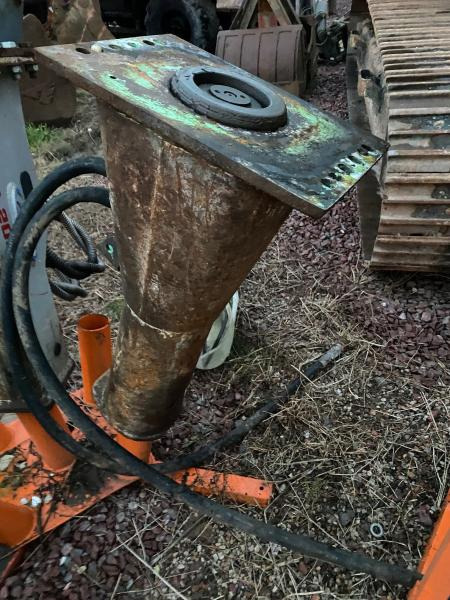 MONTABERT BRISE ROCHE POUR PELLE 5 A 8 TONNES - مطرقة هيدروليكية: صورة 2 MONTABERT BRISE ROCHE POUR PELLE 5 A 8 TONNES - مطرقة هيدروليكية: صورة 2