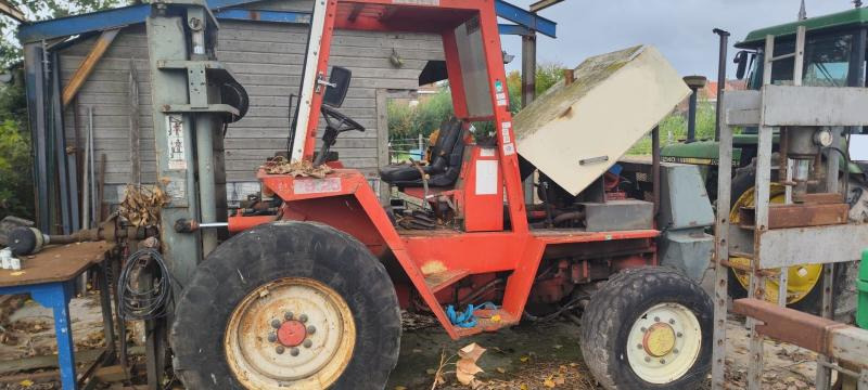 Manitou 4 RM25 - رافعة شوكية ديزل: صورة 1 Manitou 4 RM25 - رافعة شوكية ديزل: صورة 1