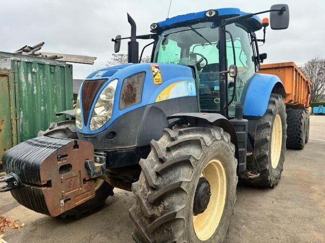 New Holland T 6080 - جرار: صورة 2 New Holland T 6080 - جرار: صورة 2