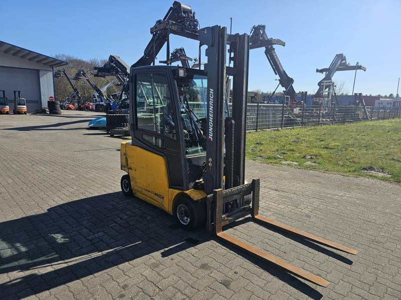 Jungheinrich EFG320 - رافعة شوكية كهربائية: صورة 4 Jungheinrich EFG320 - رافعة شوكية كهربائية: صورة 4