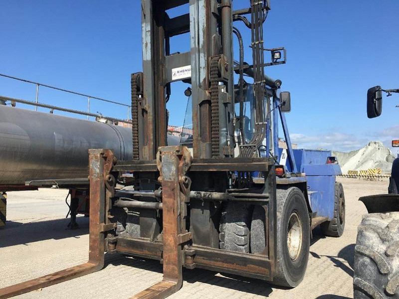 Kalmar DCD28-1200LB - رافعة شوكية ديزل: صورة 3 Kalmar DCD28-1200LB - رافعة شوكية ديزل: صورة 3