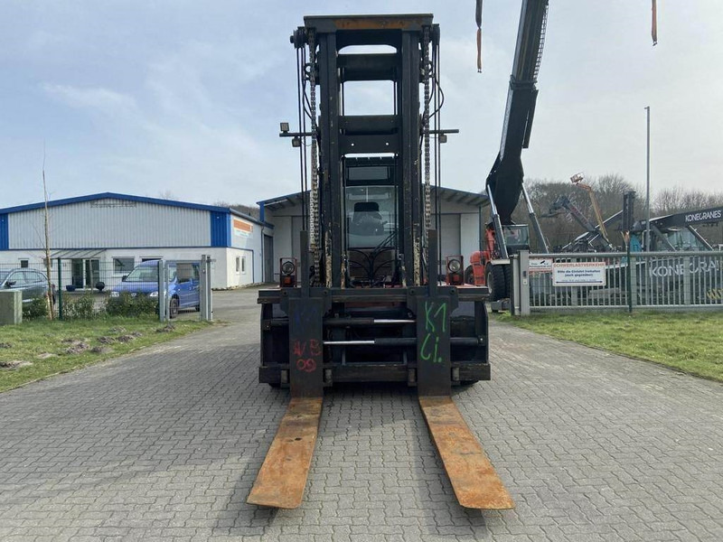 Kalmar DCE150-12 - رافعة شوكية ديزل: صورة 5 Kalmar DCE150-12 - رافعة شوكية ديزل: صورة 5