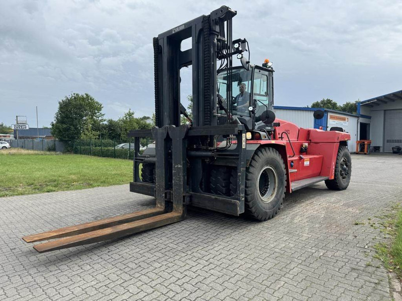 Kalmar DCG300-12LB - رافعة شوكية ديزل: صورة 2 Kalmar DCG300-12LB - رافعة شوكية ديزل: صورة 2