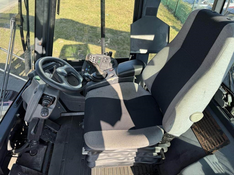 Linde C4540TL - المعبِّئ المناول: صورة 5 Linde C4540TL - المعبِّئ المناول: صورة 5