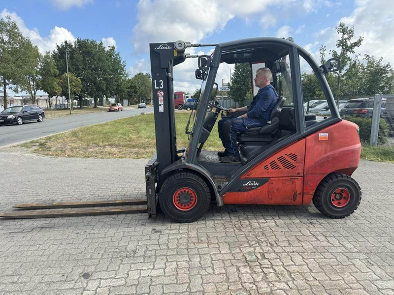 Linde H30D-02 - رافعة شوكية ديزل: صورة 1 Linde H30D-02 - رافعة شوكية ديزل: صورة 1