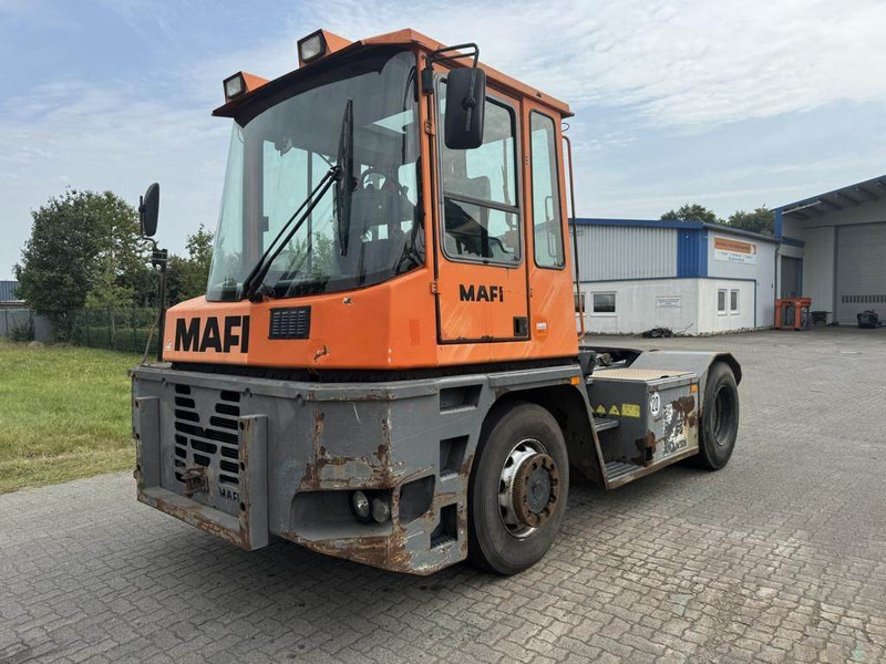Mafi MT36 4x4DL - جرار المحطة: صورة 3 Mafi MT36 4x4DL - جرار المحطة: صورة 3