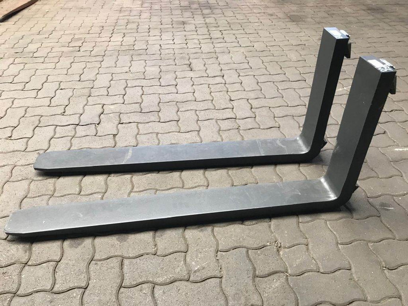Vetter 2500 kg @600mm Gabelzinken 1200 x 100 x 45 - شوكة - معدات المناولة: صورة 1 Vetter 2500 kg @600mm Gabelzinken 1200 x 100 x 45 - شوكة - معدات المناولة: صورة 1