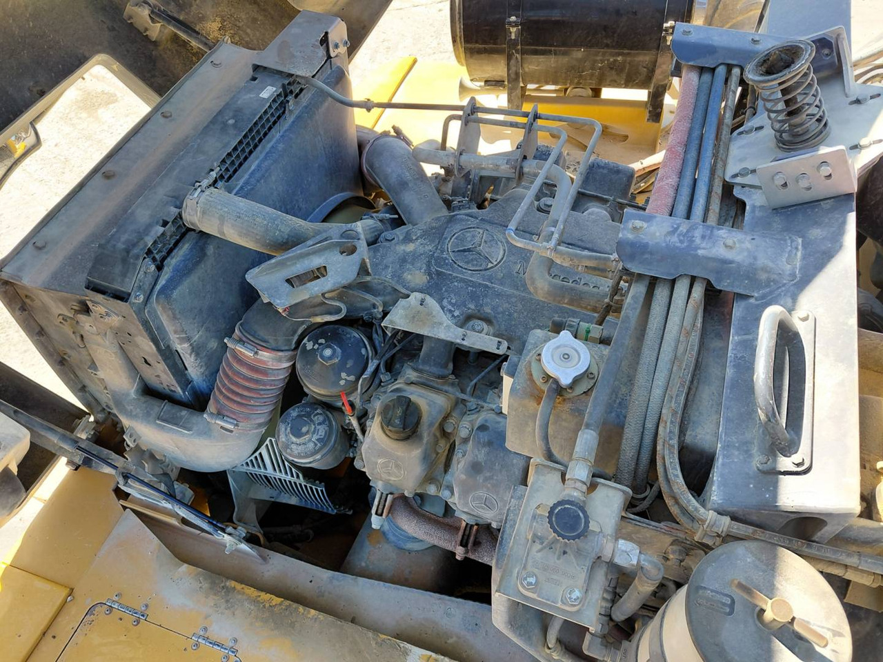 شاحنة قلاب مفصلية BELL EQUIPMENT NORTH AMERICA, INC. B40D: صورة 17 شاحنة قلاب مفصلية BELL EQUIPMENT NORTH AMERICA, INC. B40D: صورة 17