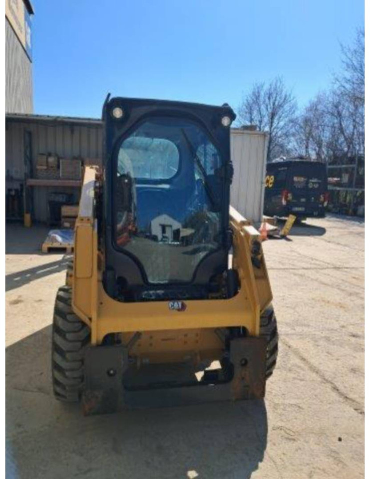 CAT 226D3 - شيول صغير: صورة 5 CAT 226D3 - شيول صغير: صورة 5