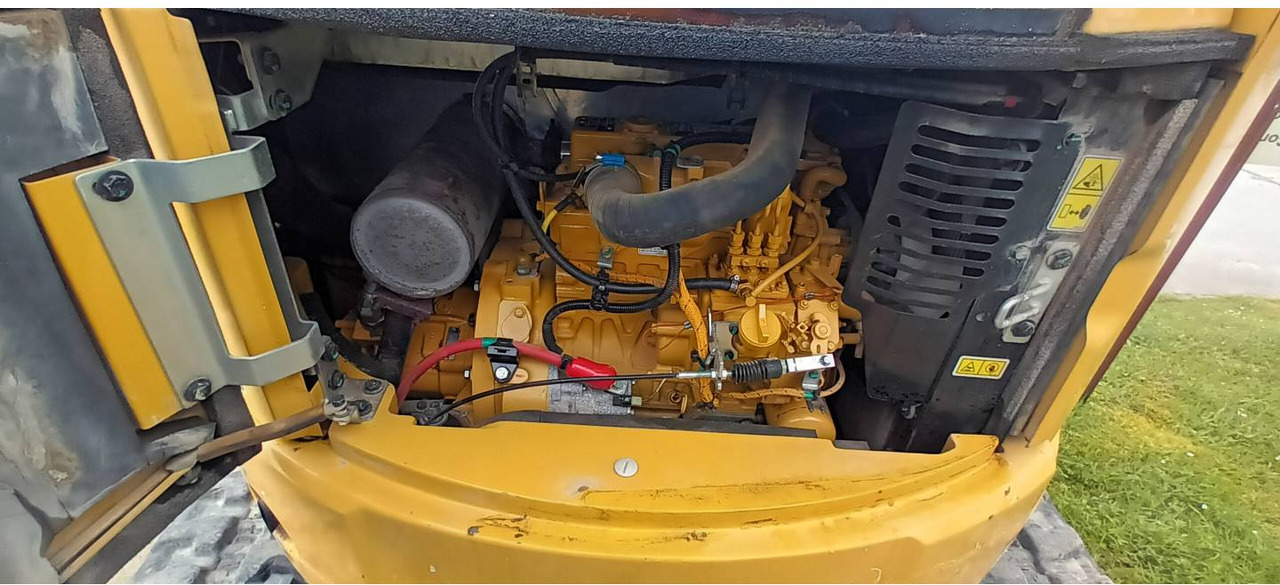 حفار زحاف CAT 303.5E CR: صورة 7