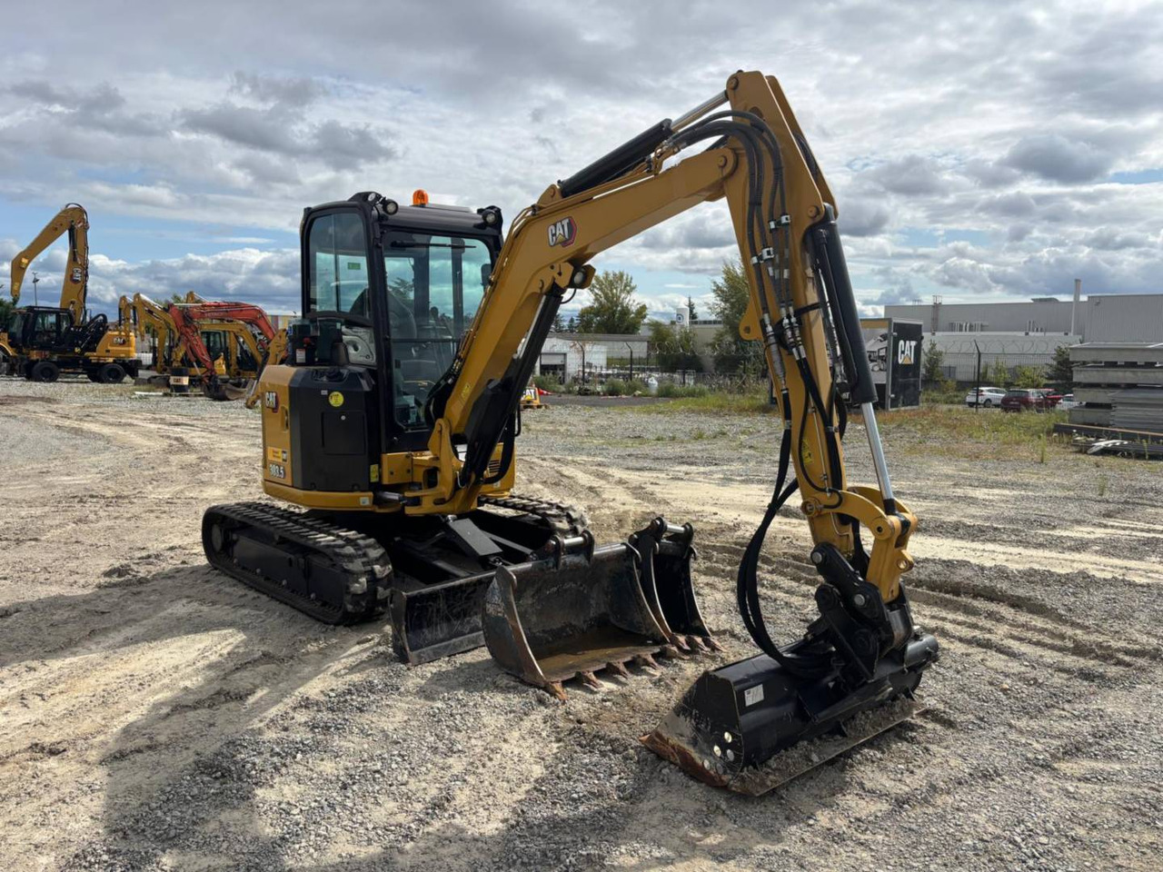 CAT 303.5 - حفار زحاف: صورة 2 CAT 303.5 - حفار زحاف: صورة 2