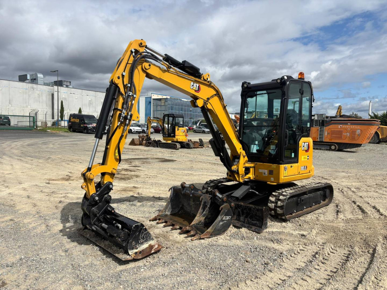 CAT 303.5 - حفار زحاف: صورة 1 CAT 303.5 - حفار زحاف: صورة 1