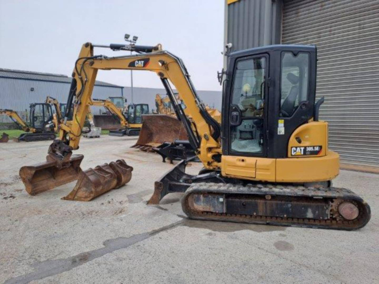 CAT 305.5E2 - حفار زحاف: صورة 4 CAT 305.5E2 - حفار زحاف: صورة 4