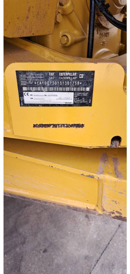 شاحنة قلاب مفصلية CAT 730: صورة 6