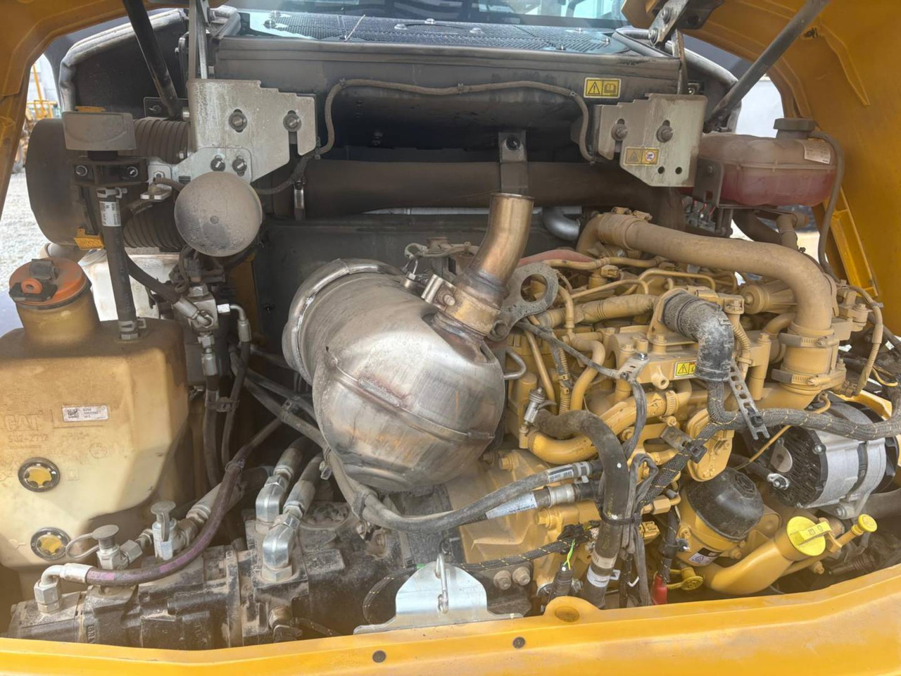 CAT 908 - اللودر بعجل: صورة 5 CAT 908 - اللودر بعجل: صورة 5