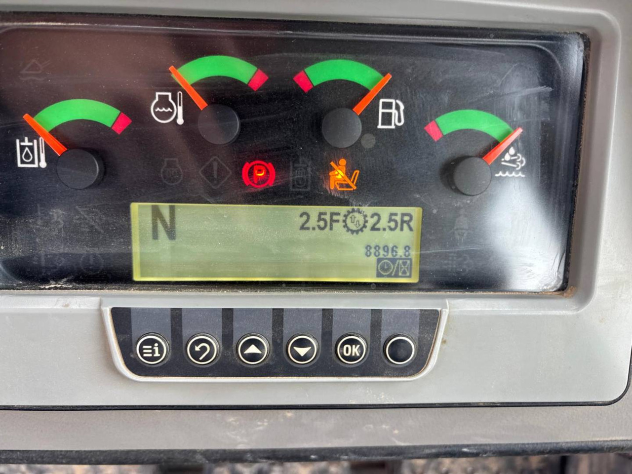 CAT 963K - اللودر المجنزر: صورة 5 CAT 963K - اللودر المجنزر: صورة 5