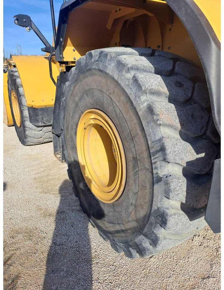اللودر بعجل CAT 972 XE: صورة 10
