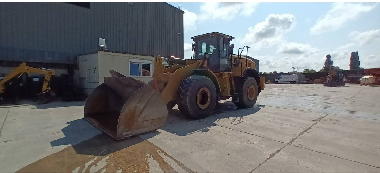 CAT 972M XE - اللودر بعجل: صورة 1 CAT 972M XE - اللودر بعجل: صورة 1