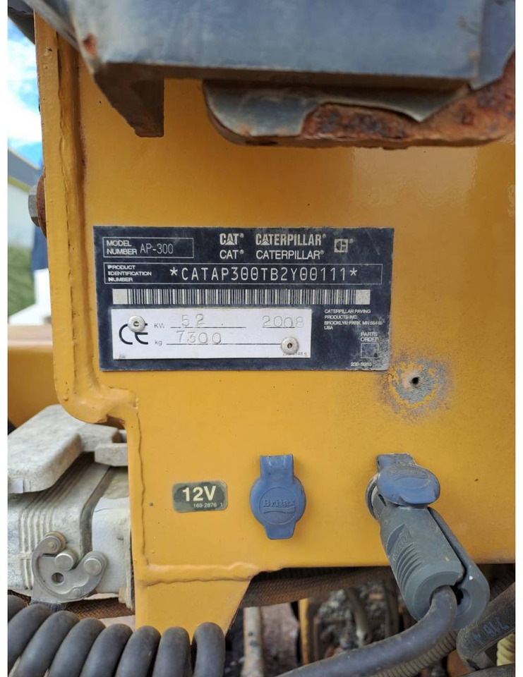 مدادة الأسفلت CAT AP300: صورة 6 مدادة الأسفلت CAT AP300: صورة 6