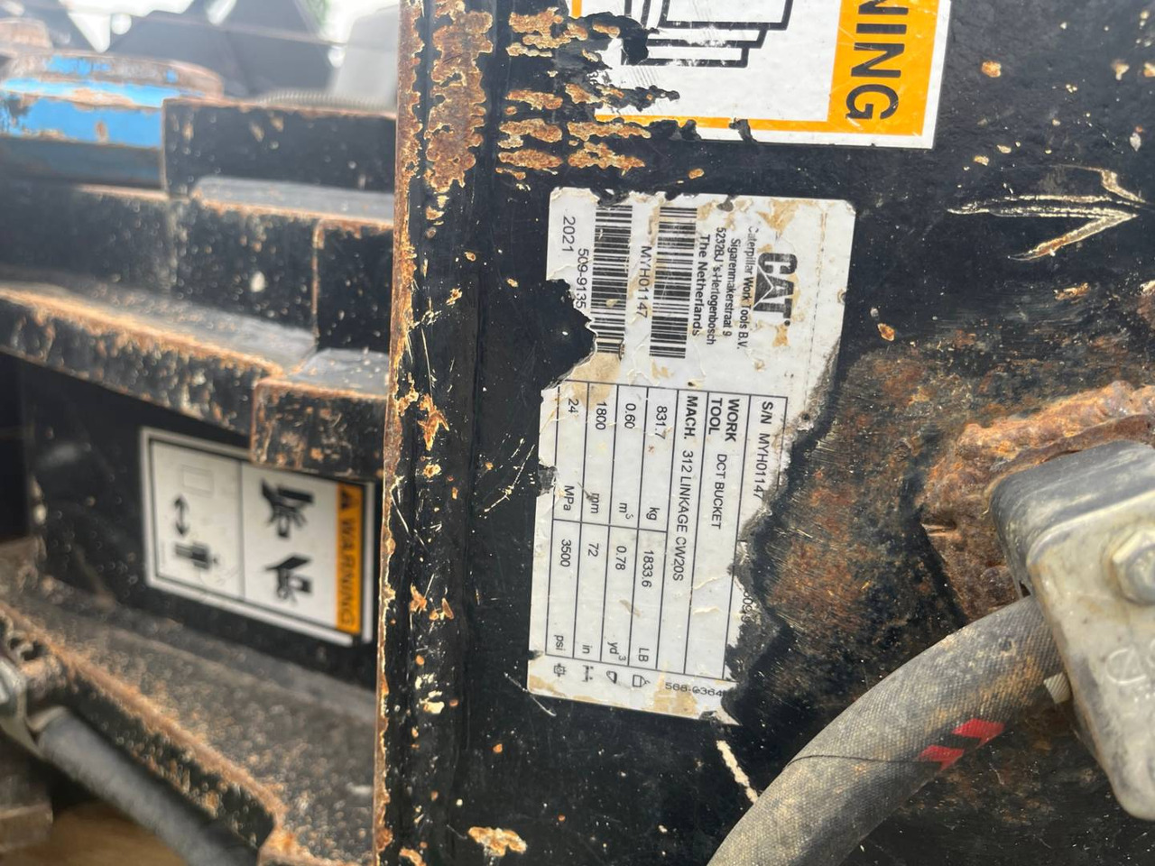 CAT CW20S/1800MM/0.6M3 - بكت حفار: صورة 2 CAT CW20S/1800MM/0.6M3 - بكت حفار: صورة 2