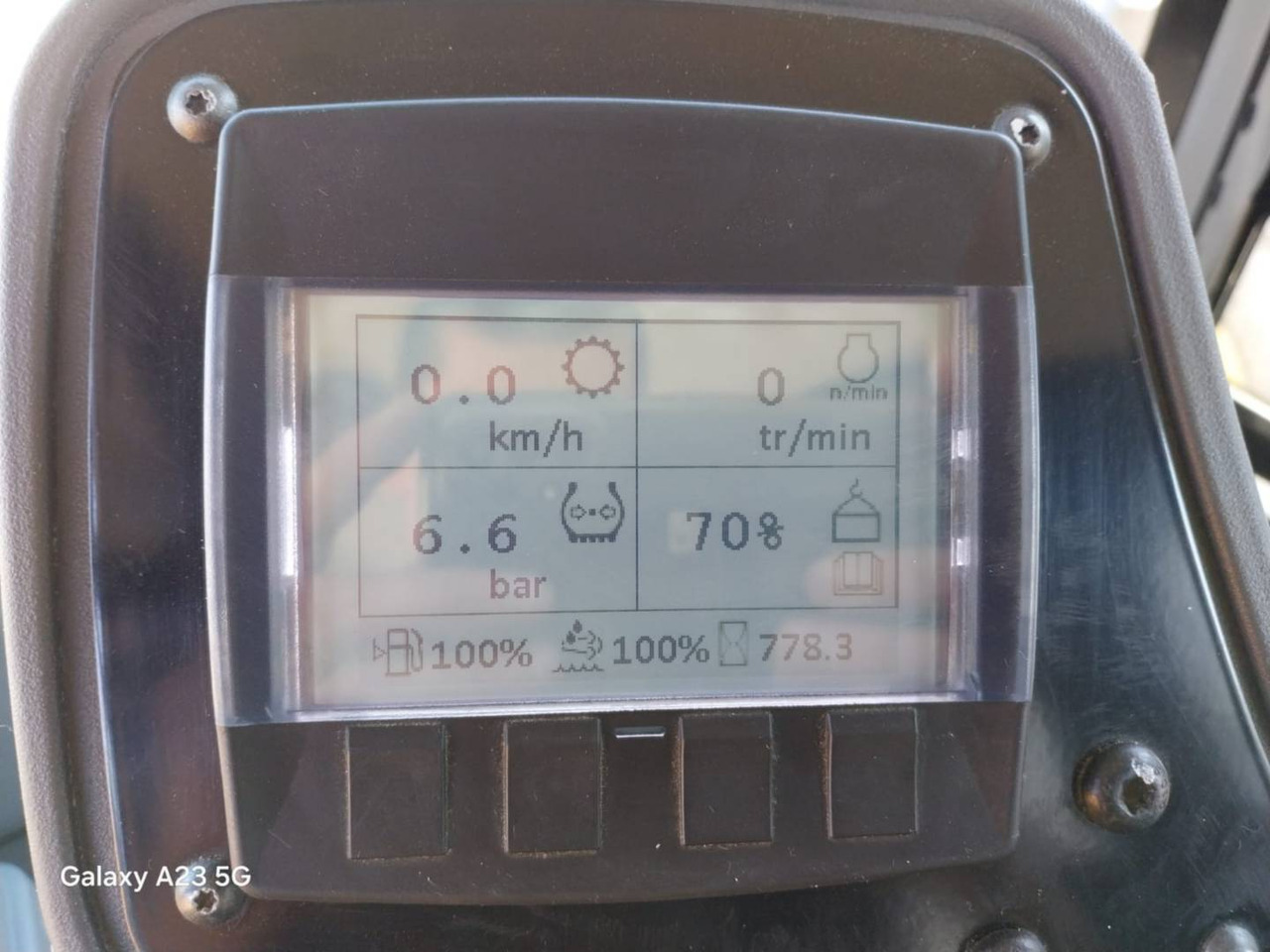 CAT CW34 - مدحلة ضاغطة: صورة 5 CAT CW34 - مدحلة ضاغطة: صورة 5