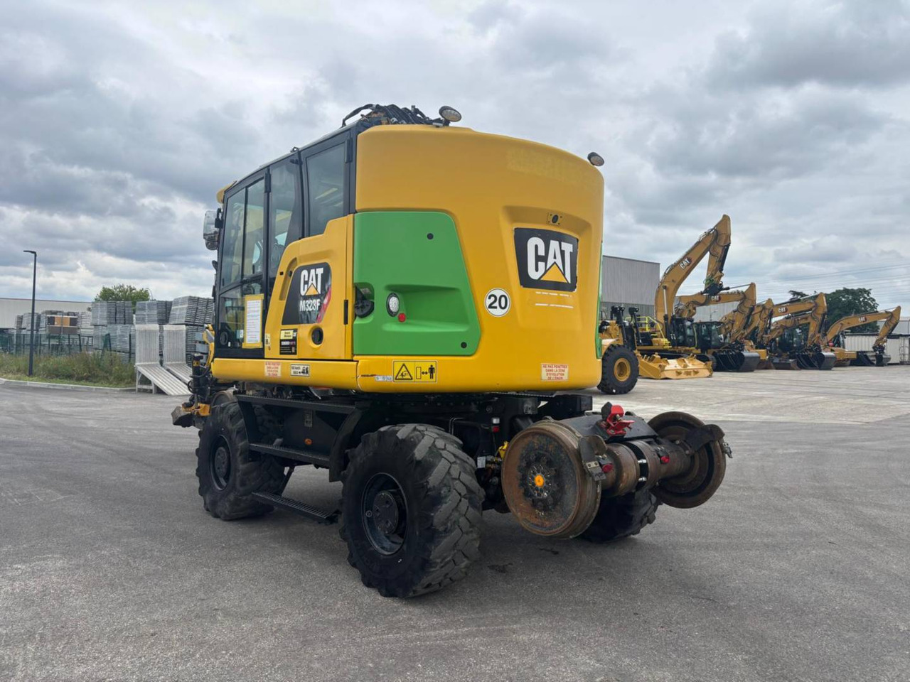 CAT M323F - حفارة دولاب: صورة 3 CAT M323F - حفارة دولاب: صورة 3