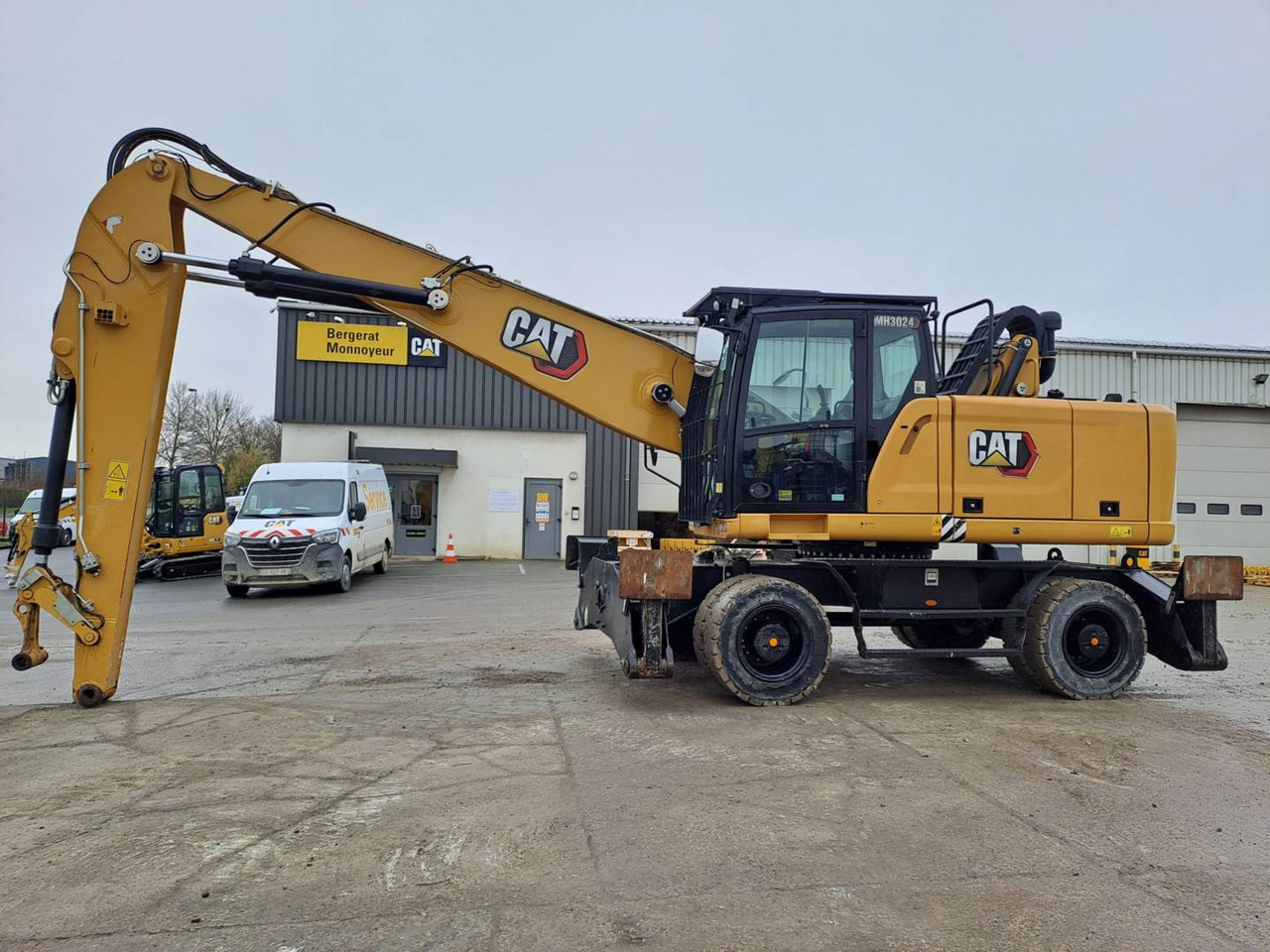 CAT MH3024 - حفارة دولاب: صورة 2 CAT MH3024 - حفارة دولاب: صورة 2