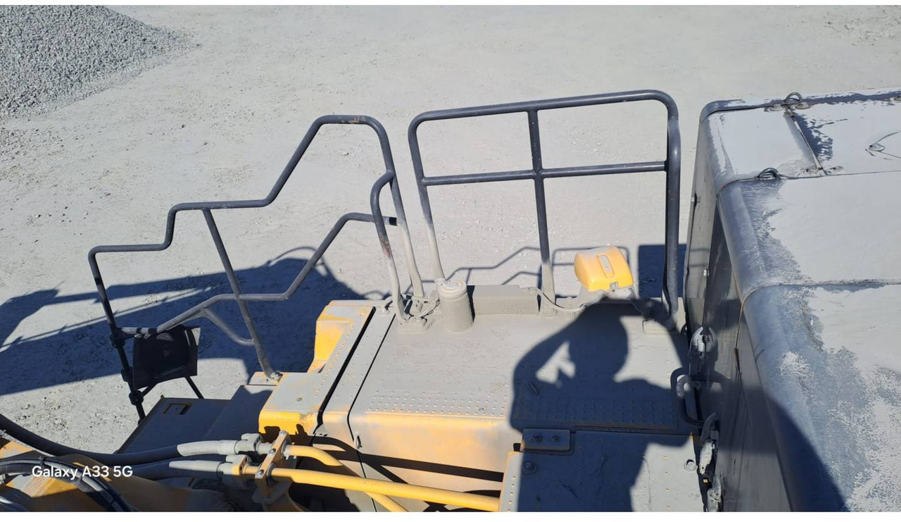 KOMATSU PC700LC KOMATSU PC700LC: صورة 26 KOMATSU PC700LC KOMATSU PC700LC: صورة 26