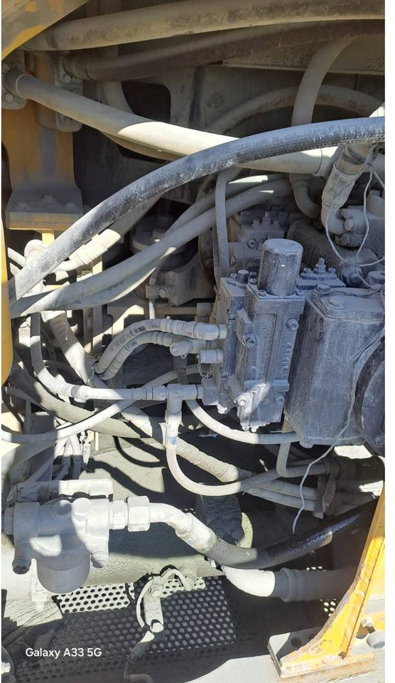 KOMATSU PC700LC KOMATSU PC700LC: صورة 20 KOMATSU PC700LC KOMATSU PC700LC: صورة 20