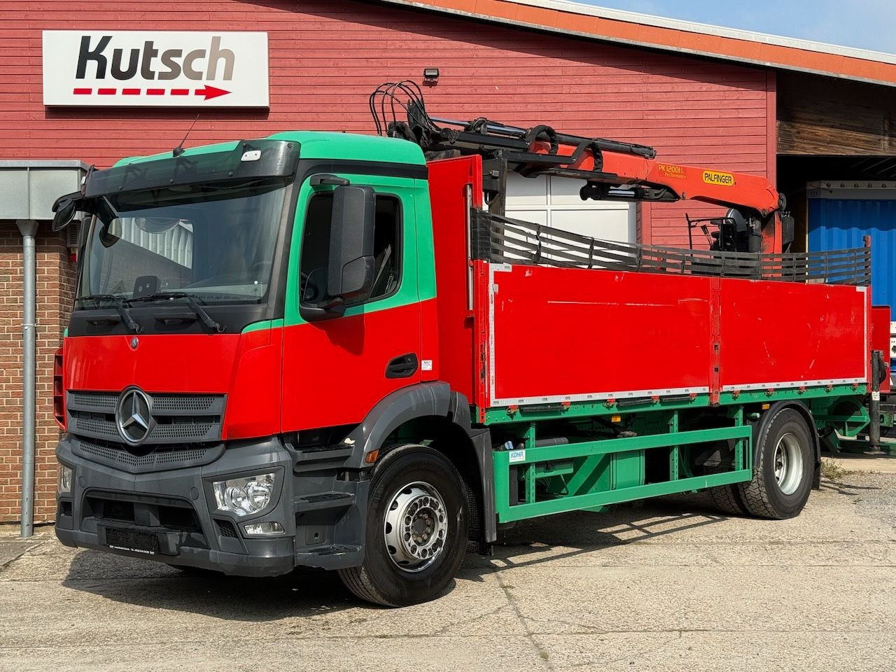 Mercedes-Benz Antos 1832L mit Palfinger PK 12001L Heckkran - شاحنات مسطحة, شاحنة كرين: صورة 3 Mercedes-Benz Antos 1832L mit Palfinger PK 12001L Heckkran - شاحنات مسطحة, شاحنة كرين: صورة 3