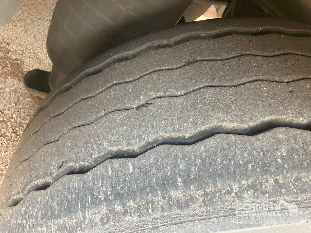 SCHMITZ Semiremolque Frigo Standard - نصف مقطورة متساوي الحرارة: صورة 4 SCHMITZ Semiremolque Frigo Standard - نصف مقطورة متساوي الحرارة: صورة 4