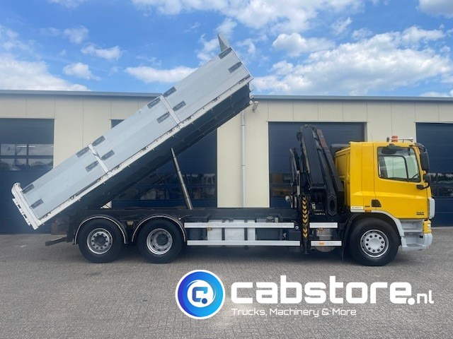 DAF CF 75.310 FAN 6x2 Euro 5 - MANUAL - Bouwjaar 2008 - Kipper - Palfinger PK 15002 Performance - Km 550.899 - Good condition! - شاحنة كرين: صورة 4 DAF CF 75.310 FAN 6x2 Euro 5 - MANUAL - Bouwjaar 2008 - Kipper - Palfinger PK 15002 Performance - Km 550.899 - Good condition! - شاحنة كرين: صورة 4
