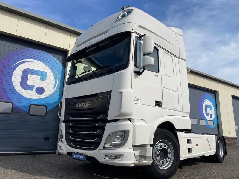 DAF XF 460 FT Euro 6 - SSC - Year 2017 - وحدة جر: صورة 2 DAF XF 460 FT Euro 6 - SSC - Year 2017 - وحدة جر: صورة 2