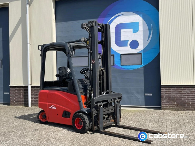 Linde E18PH-01 Elektrische hef truck - Electric Forklift - Year 2011- Side shift - Vorkverstelling - رافعة شوكية: صورة 1 Linde E18PH-01 Elektrische hef truck - Electric Forklift - Year 2011- Side shift - Vorkverstelling - رافعة شوكية: صورة 1