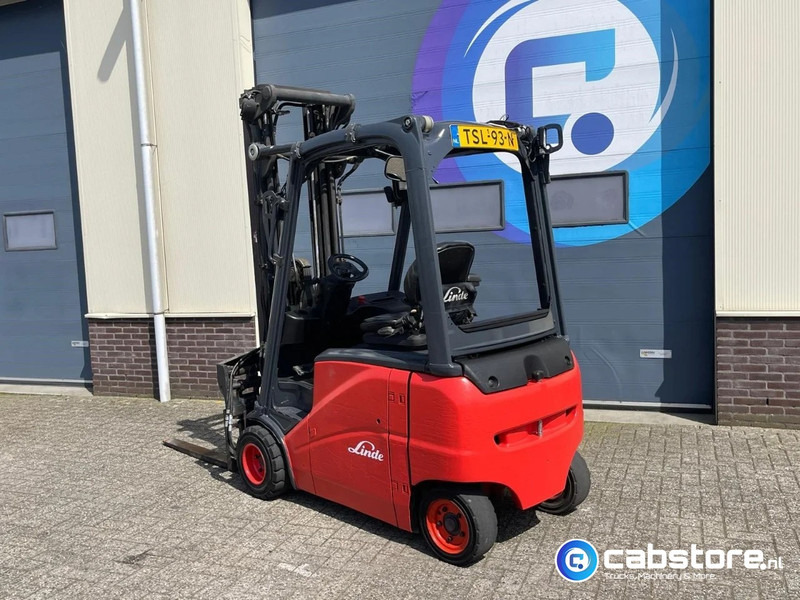 Linde E18PH-01 Elektrische hef truck - Electric Forklift - Year 2011- Side shift - Vorkverstelling - رافعة شوكية: صورة 4 Linde E18PH-01 Elektrische hef truck - Electric Forklift - Year 2011- Side shift - Vorkverstelling - رافعة شوكية: صورة 4